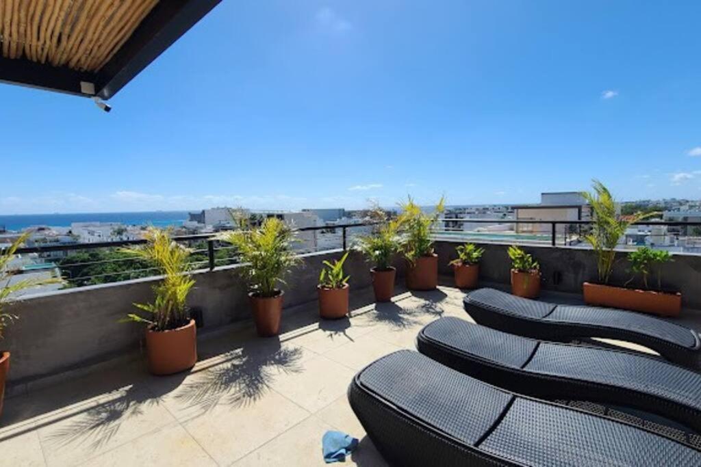 Apartamento Stylish Condo, 2bdr, Steps To 5th Ave, Close To Beach! *